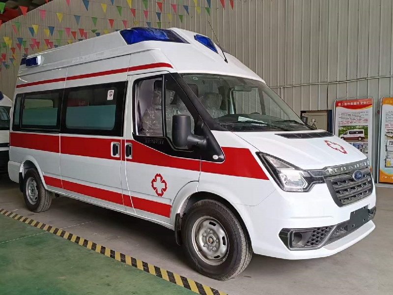 福特全順V348長(zhǎng)軸高頂負(fù)壓救護(hù)車(chē)